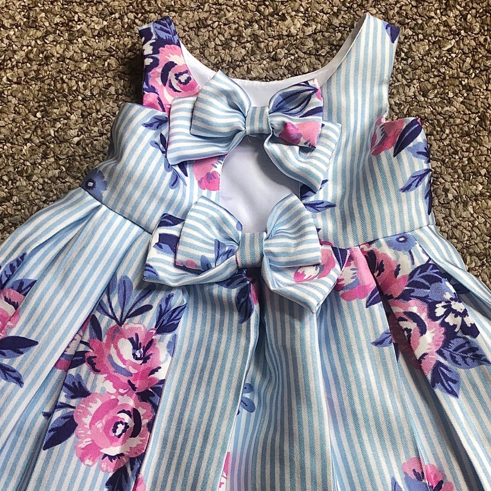 Cynthia Rowley Dress with Purse - Picture 3 of 10